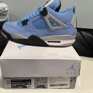 Jordan Sneakers in Blue and Gray